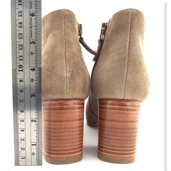 New AQUATALIA Beige Suede Leather  Block Heel Ankle Boots 9 - Picture 6 of 8